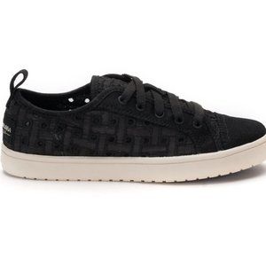 Koolaburra UGG Kellen Low lace woven denim sneaker